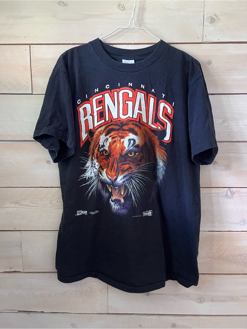 Vintage 90s Cincinnati Bengals T-shirt sz L Made in USA Single Stitch